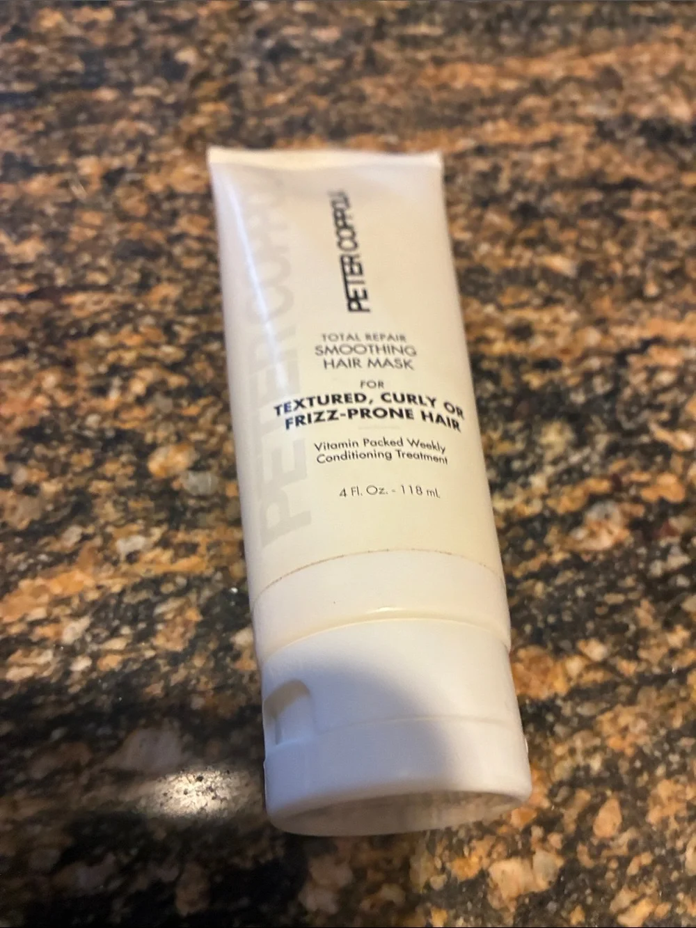 Total Repair Smoothing Hair Mask — White
